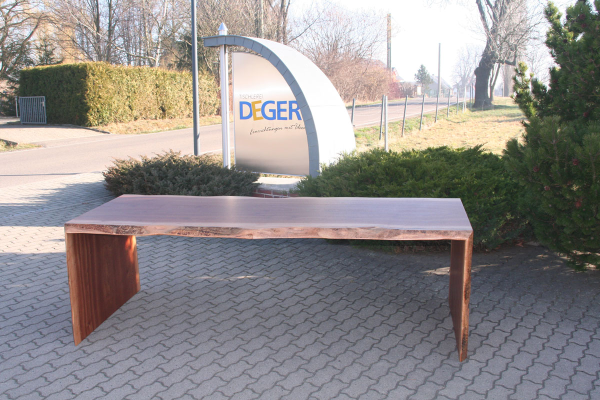 Brettschreibtisch